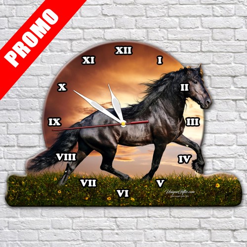 SOUVENIR WALL CLOCK WITH HORSES SOUVENIR WALL CLOCK WITH HORSES
